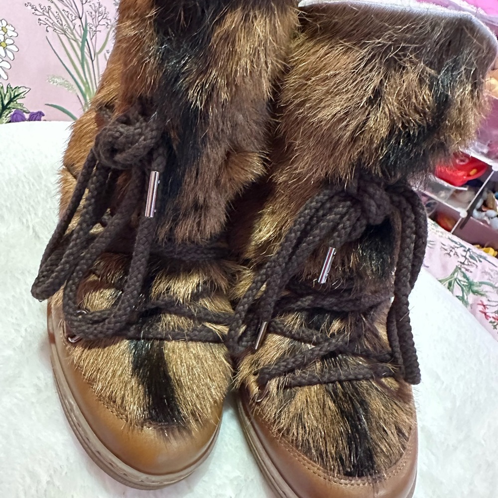 Isabel Marant Tan Fur-Lined Winter Boots - Picture 4 of 9